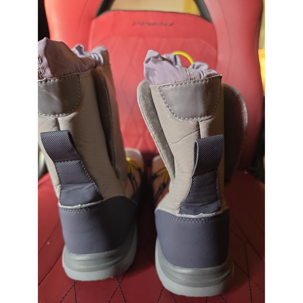 Lands End  Grey Quilted Winter Snow Boots Neon Yellow Accents Size 7 M